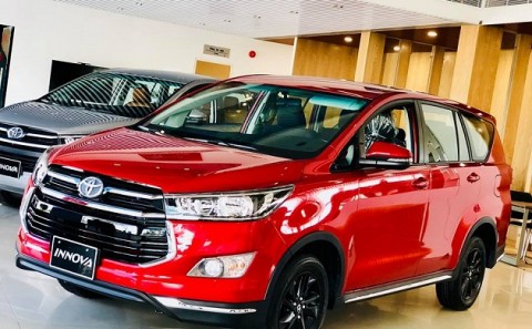 Cho thuê xe Innova 7 chỗ tại thành phố Hồ Chí Minh
